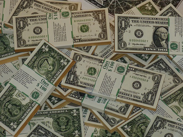 嚴重失職損失3200萬！財務人員被解雇，用人單位解除合同合法嗎？